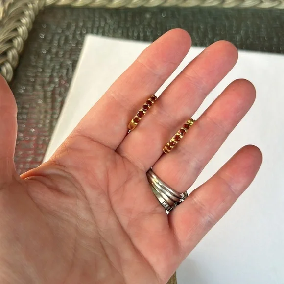 Garnet vermeil gold over sterling hoop pierced earrings - Picture 6 of 7